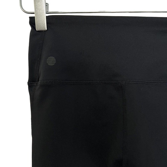 Z By Zella Black with Gold Piping Mesh Cropped Low Rise Leggings - Size XS - Picture 5 of 8